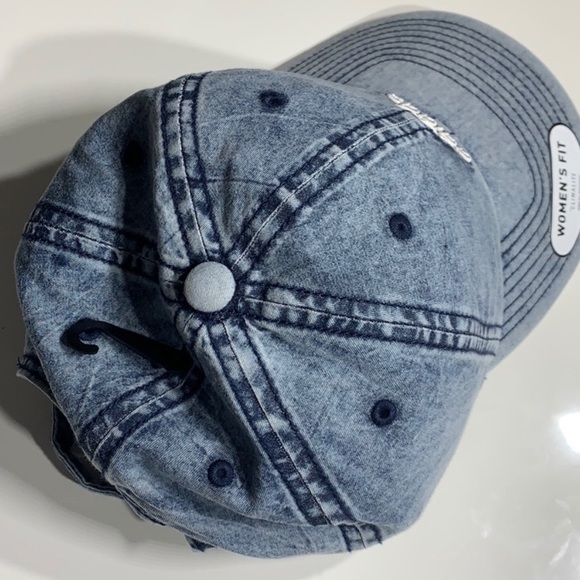 NWT Women’s Saturday Plus Denim Wash / White Cap - Picture 2 of 8